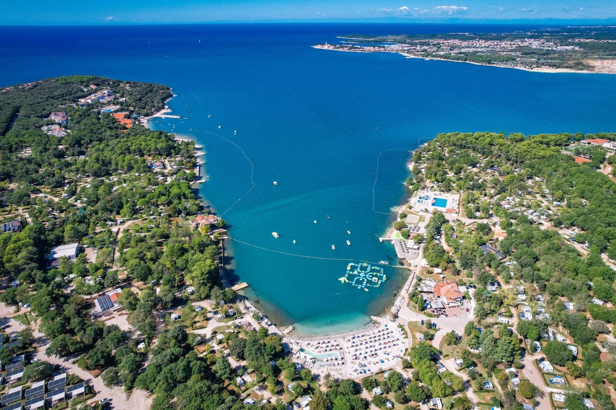 Easyatent Bungalow Tent Lanterna Červar-Porat Εξωτερικό φωτογραφία