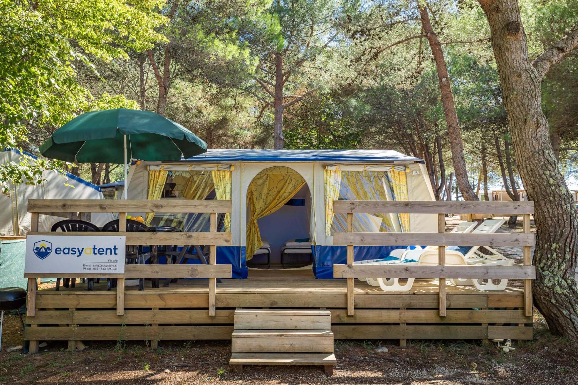 Easyatent Bungalow Tent Lanterna Červar-Porat Δωμάτιο φωτογραφία